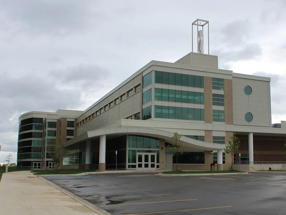 Ann Arbor hotels with kitchens