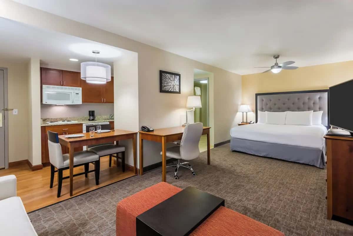Larkspur Landing Extended Stay Suites St. Louis Riverport - Airport West in Maryland Heights, MO, listed as in-room kitchen