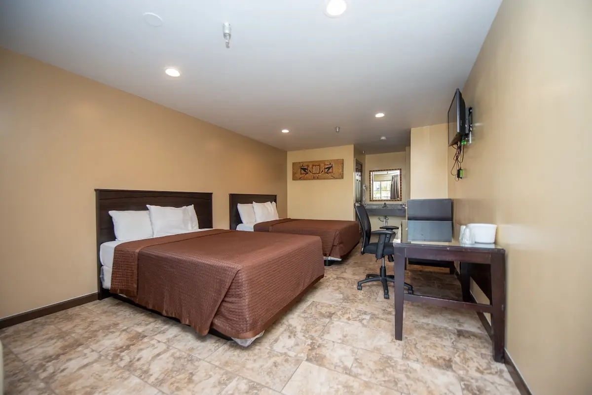 Hotels with kitchens in Huntington Park
