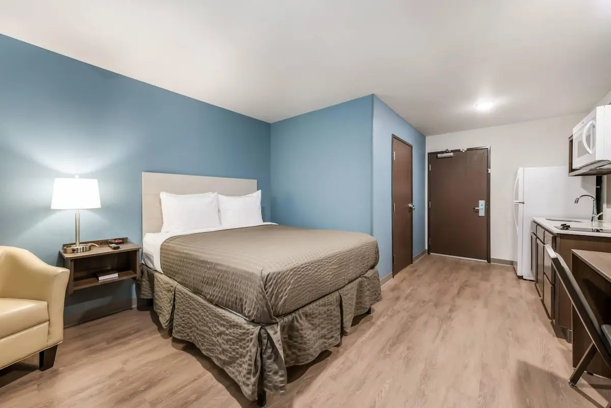 WoodSpring Suites Charlotte - University Research Park hotel photo 1 in Charlotte, North Carolina