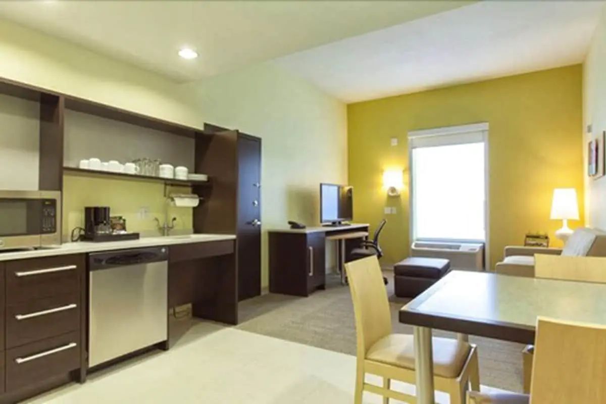 Hotels with kitchens in Rahway