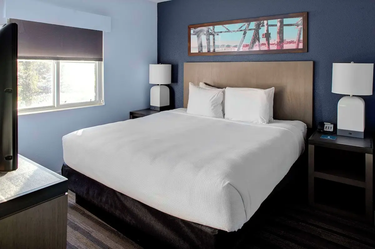 Hotels with kitchens in East Norriton