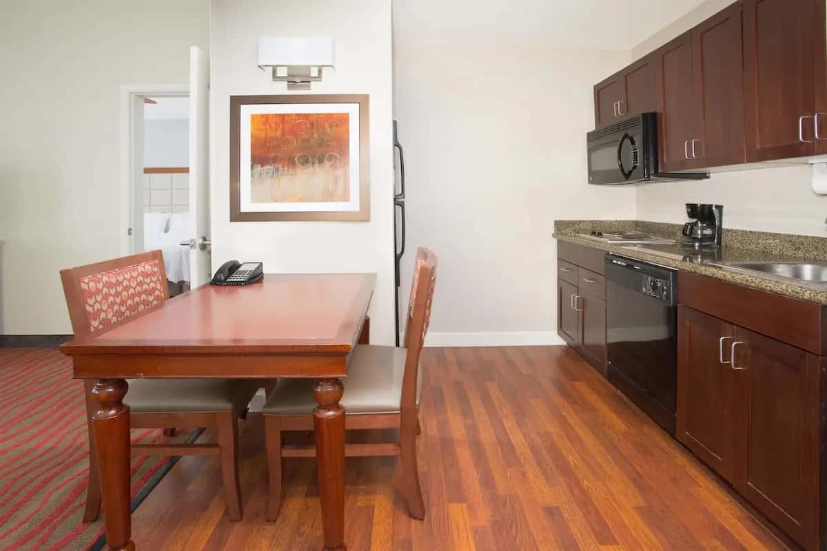 Homewood Suites Phoenix Avondale hotel photo 1 in Avondale, Arizona