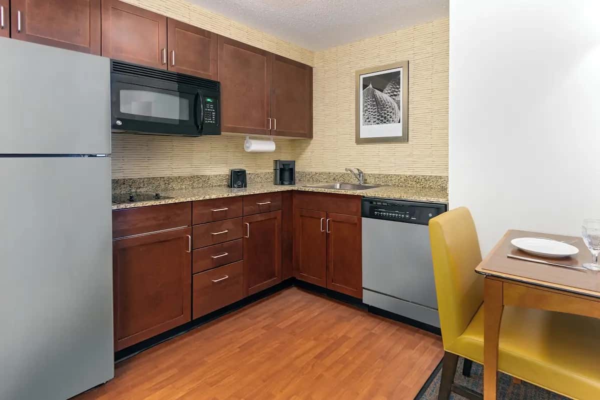 Residence Inn by Marriott St Louis Downtown in St. Louis, MO, listed as in-room kitchen