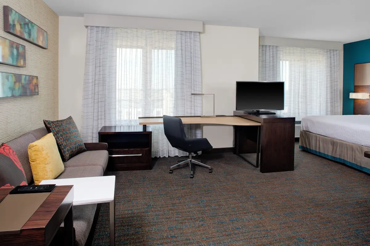 Hotels with kitchens in McKinney