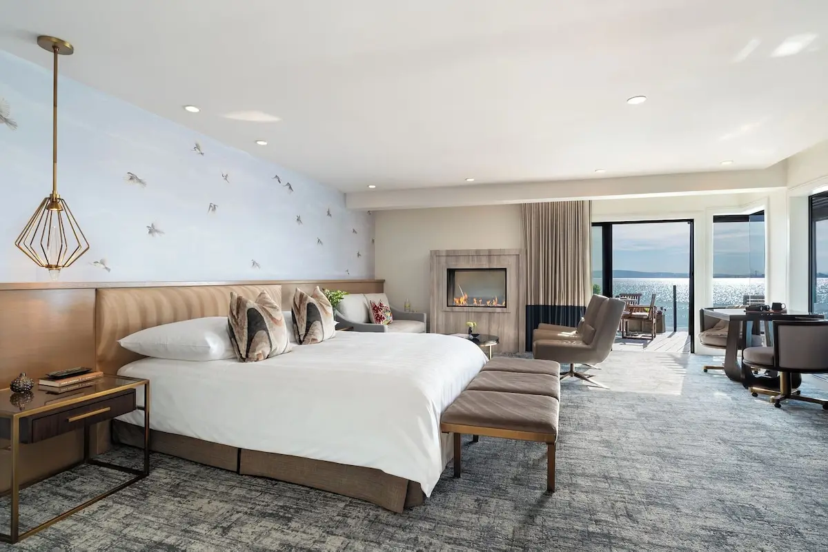 Hotels with kitchens in Sausalito