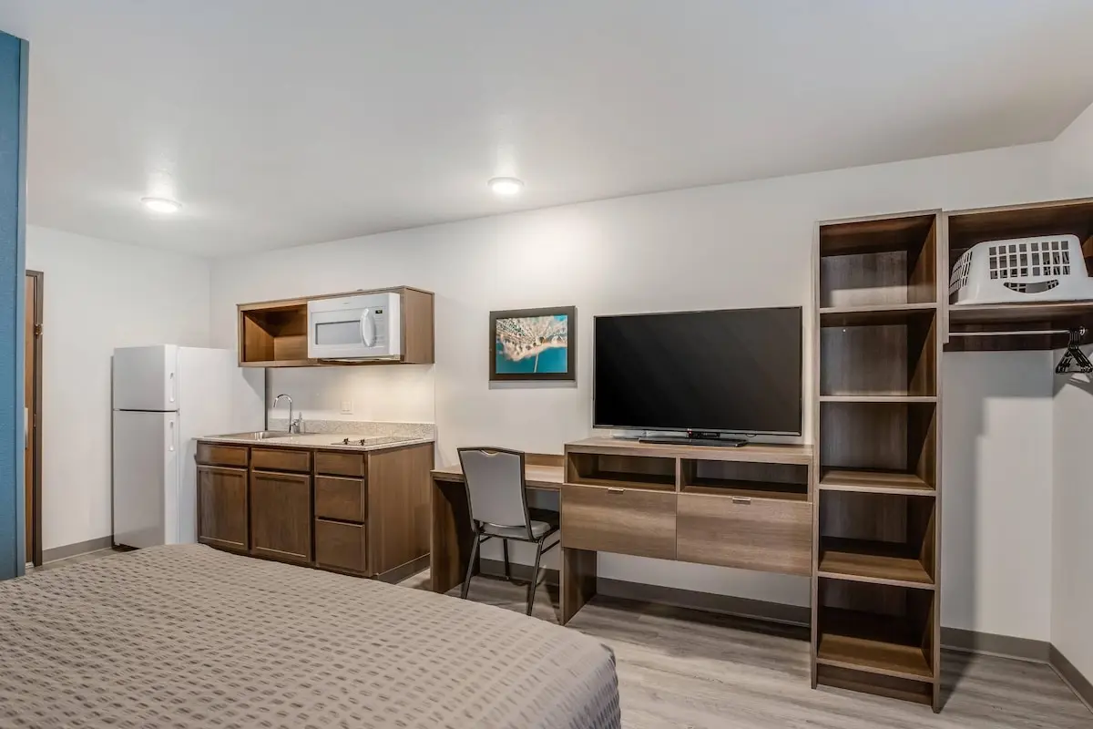 WoodSpring Suites Novi Farmington hotel photo 1 in Northville, Michigan