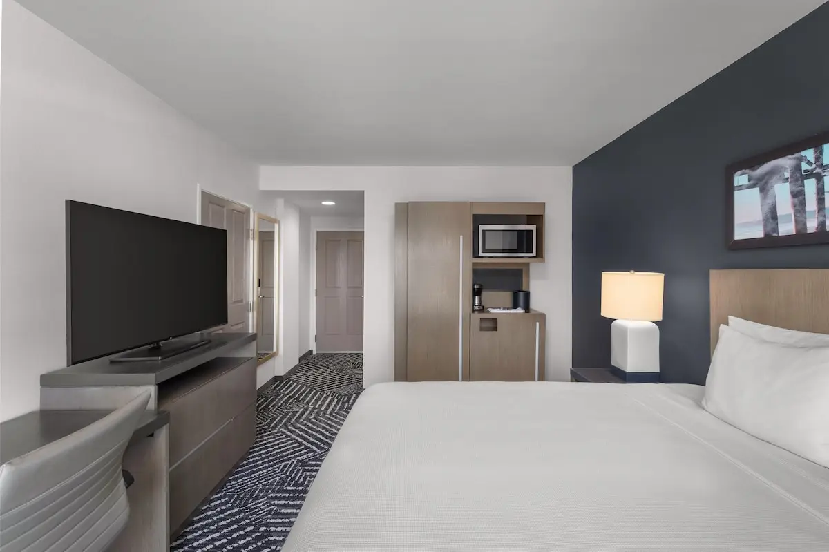 Hotels with kitchens in Emeryville