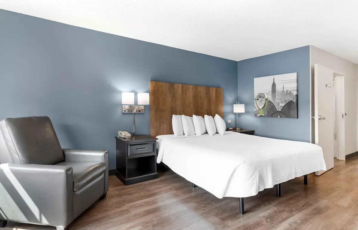 Hotels with kitchens in Union City