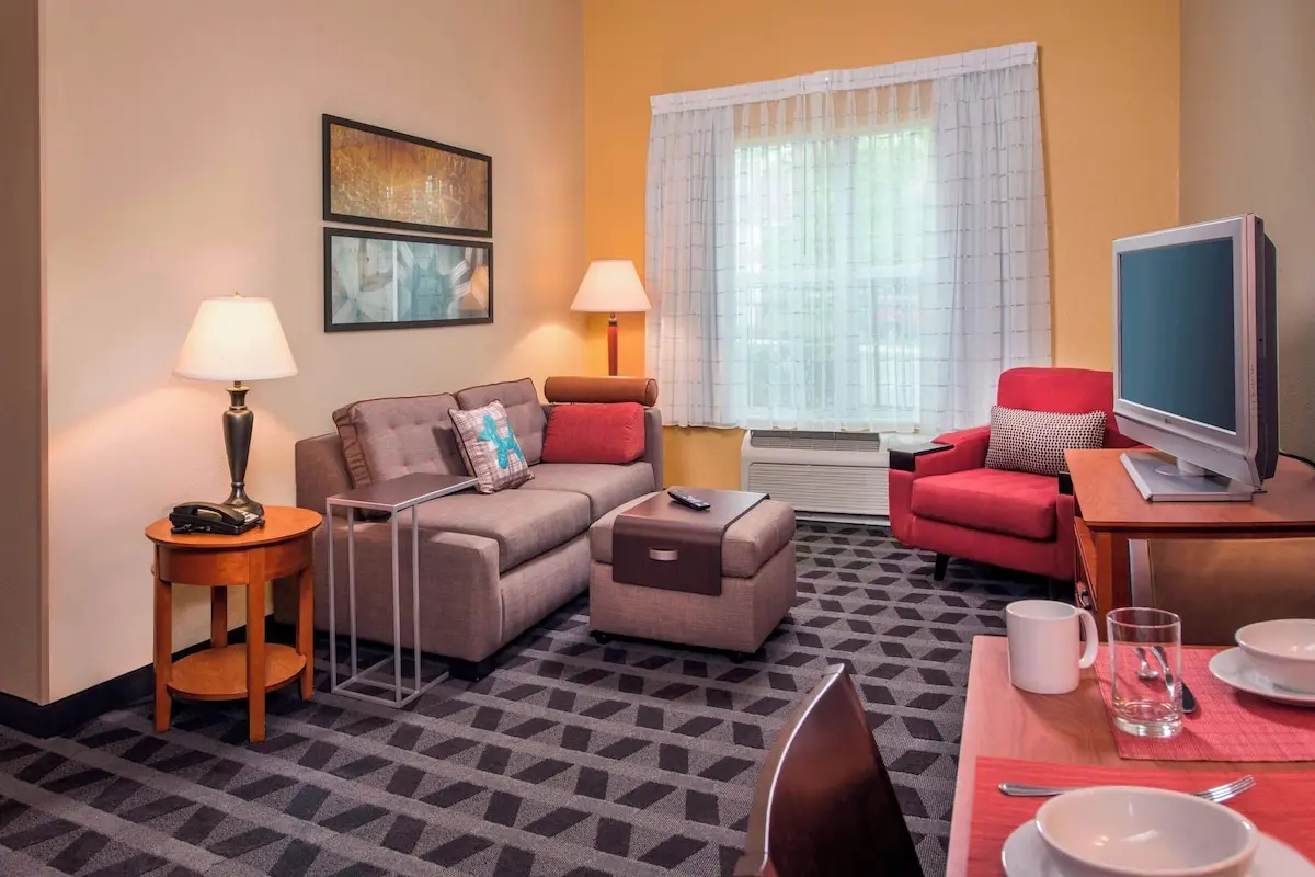 Hotels with kitchens in Clinton