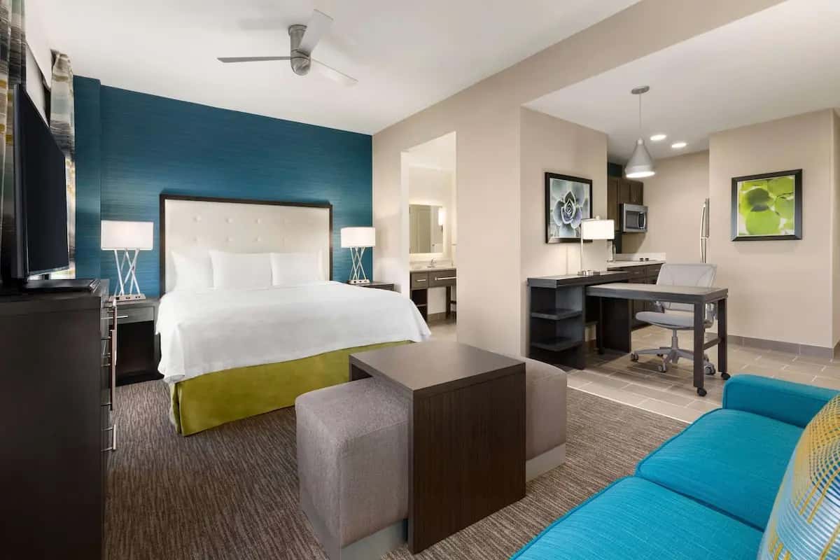 Homewood Suites by Hilton Charlotte/SouthPark hotel photo 1 in Charlotte, North Carolina