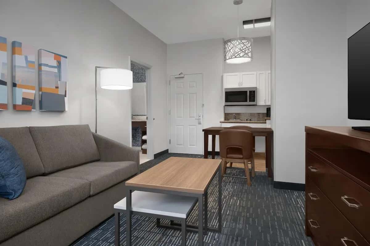 Homewood Suites by Hilton Newark-Cranford hotel photo 1 in Cranford, New Jersey