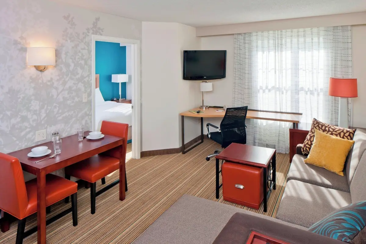 Hotels with kitchens in Norwood
