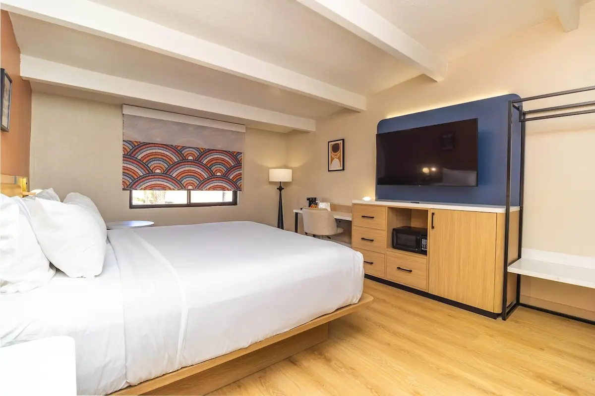 Hotels with kitchens in Davenport