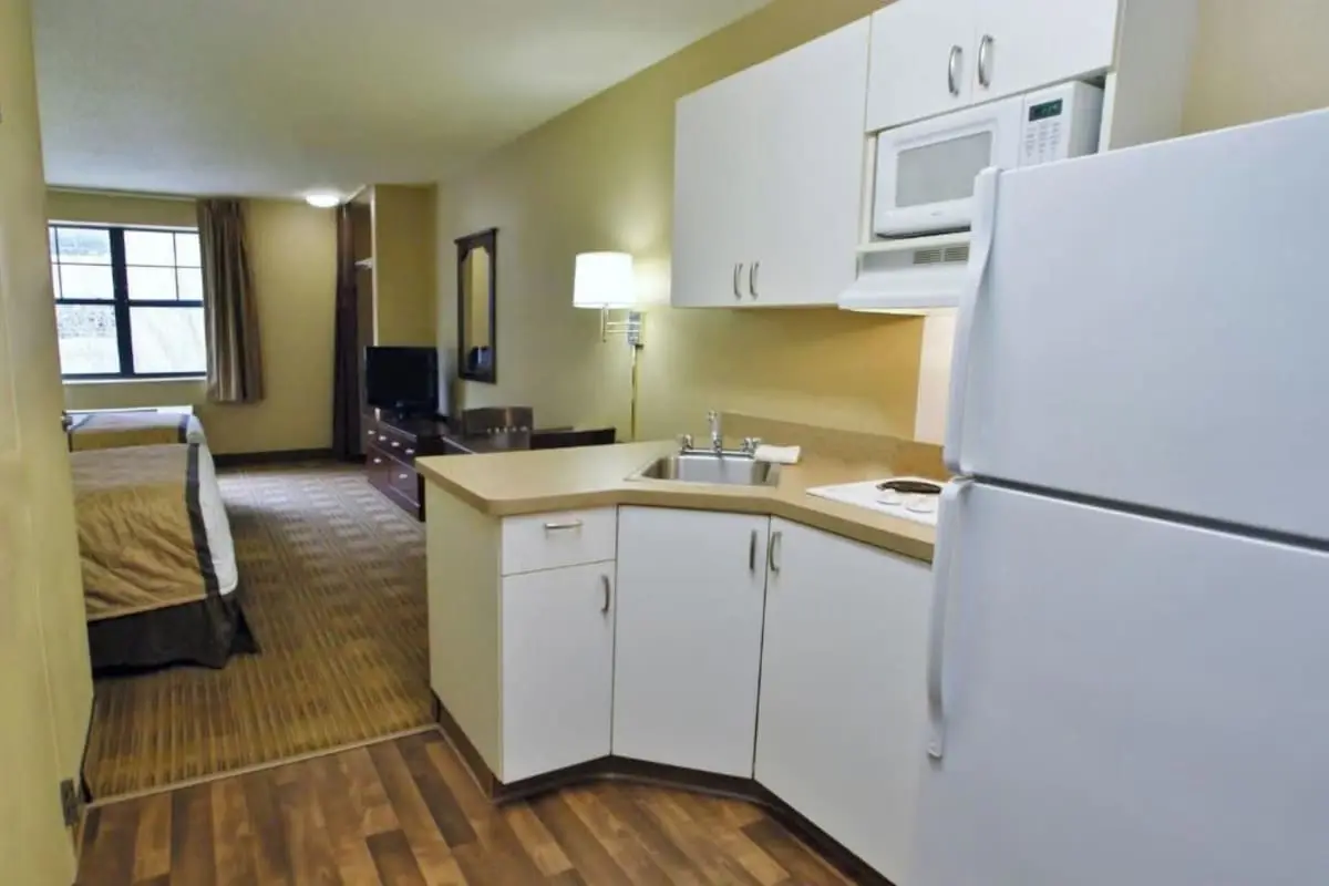 Studio 6 Corporate Extended Stay Chicago Lisle IL hotel photo 1 in Lisle, Illinois