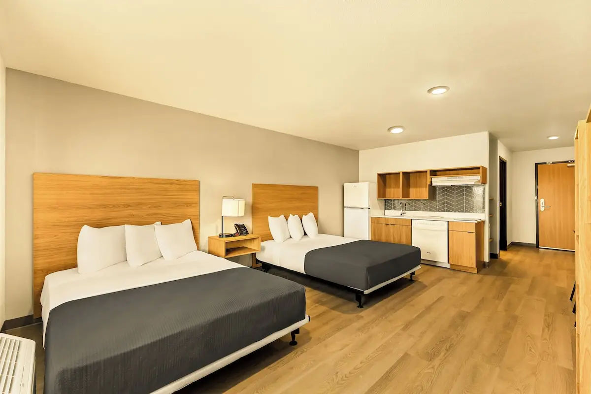 Hotels with kitchens in Tolleson