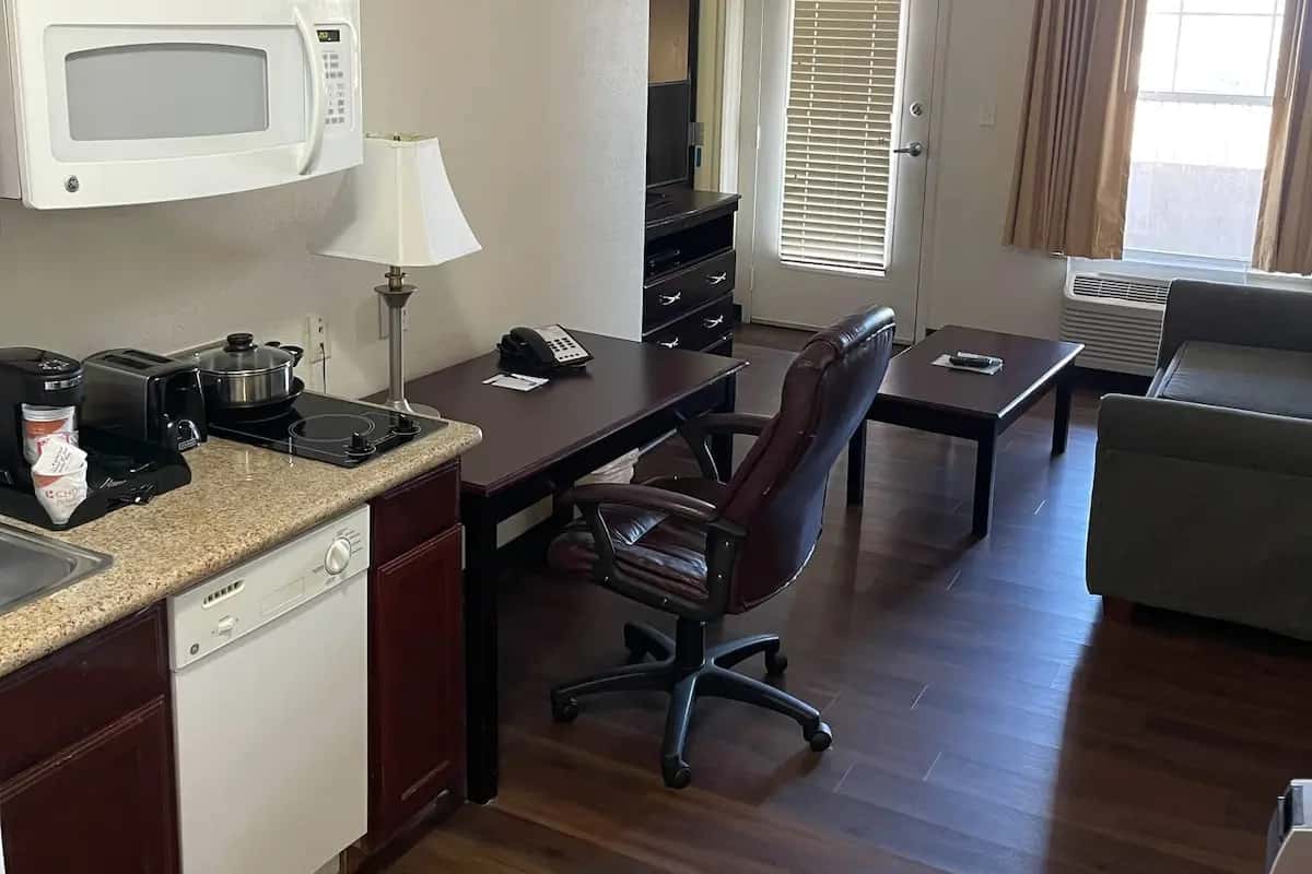 MainStay Suites Texas Medical Center/Reliant Park hotel photo 1 in Houston, Texas