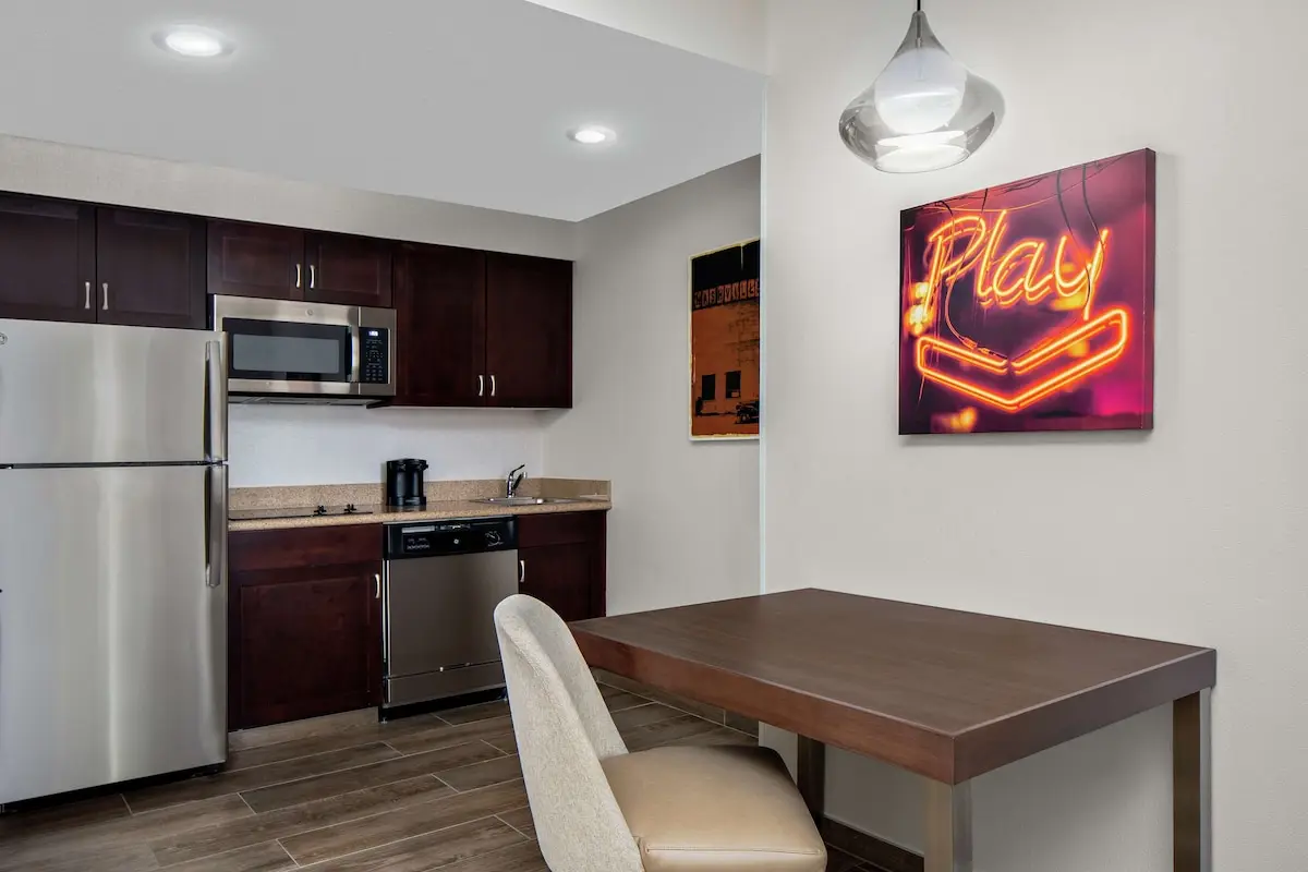 Homewood Suites by Hilton Nashville-Downtown hotel photo 1 in Nashville, Tennessee