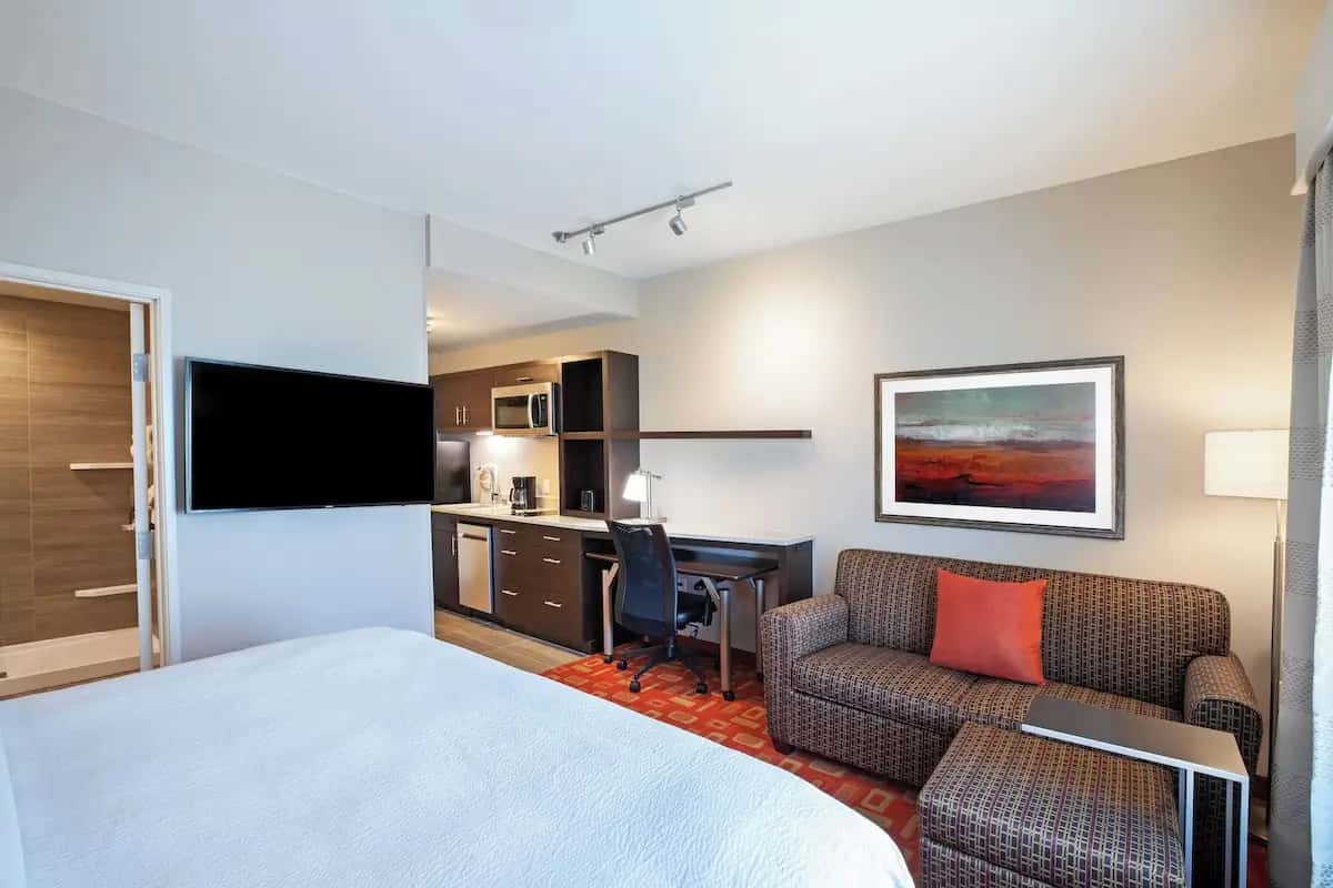 TownePlace Suites by Marriott Dallas Plano/Richardson hotel photo 1 in Plano, Texas