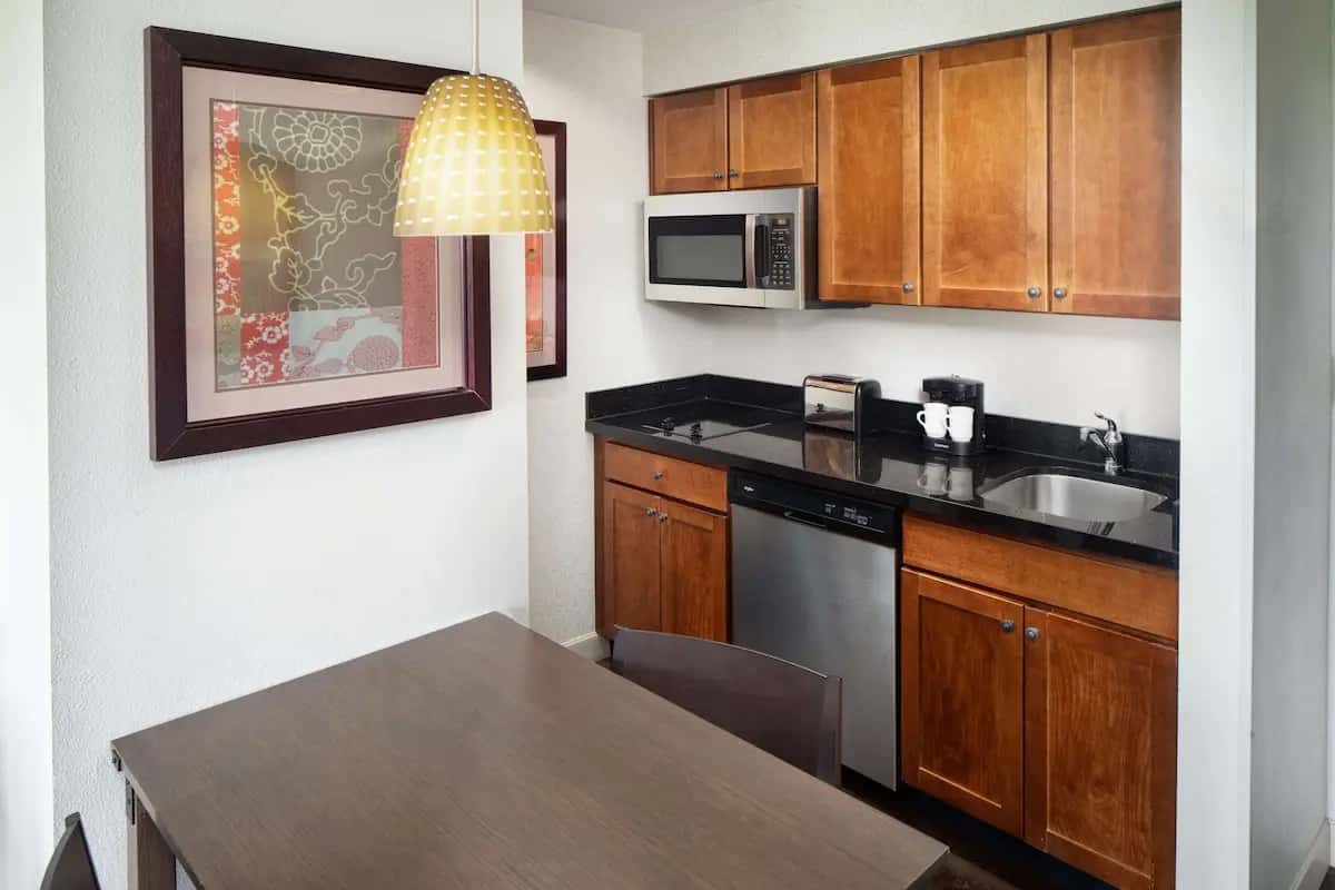 Homewood Suites by Hilton Rockville-Gaithersburg hotel photo 1 in Rockville, Maryland